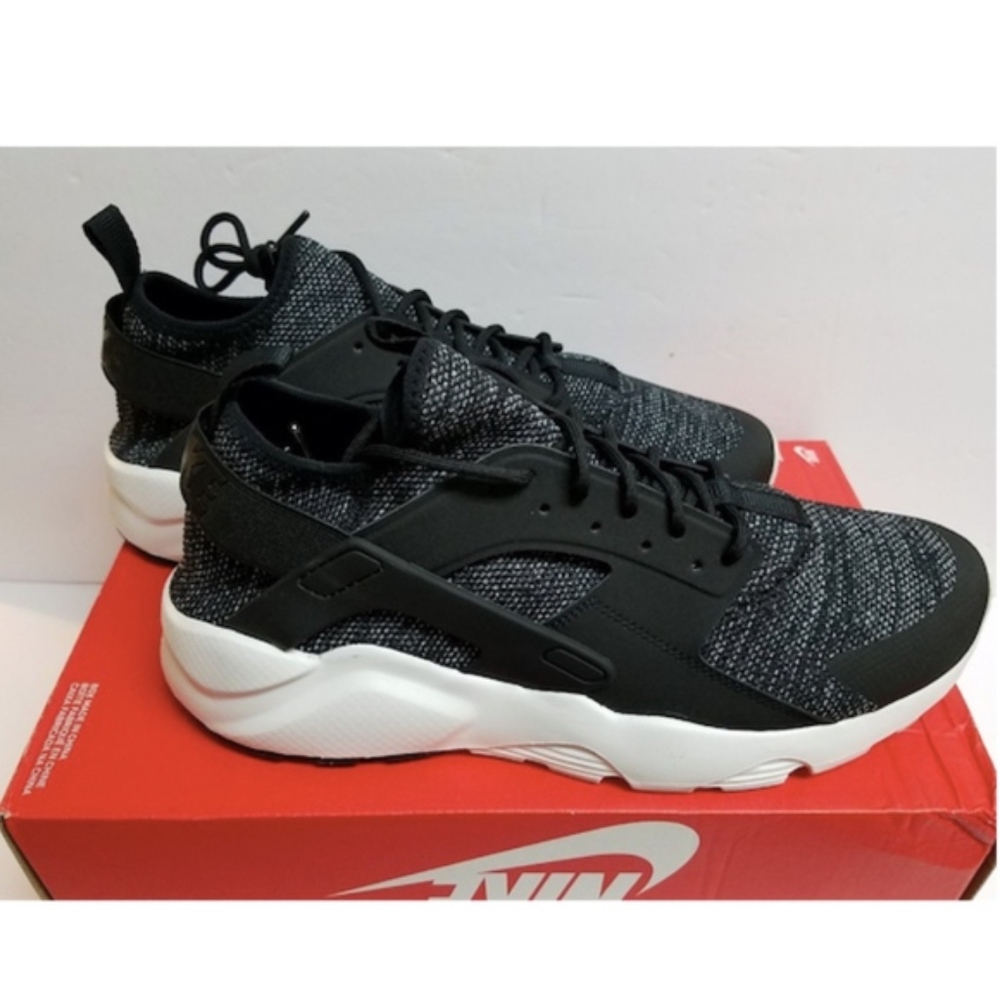 Men's Nike Air Huarache Run Ultra (Size 9.5) - Picture 4 of 8